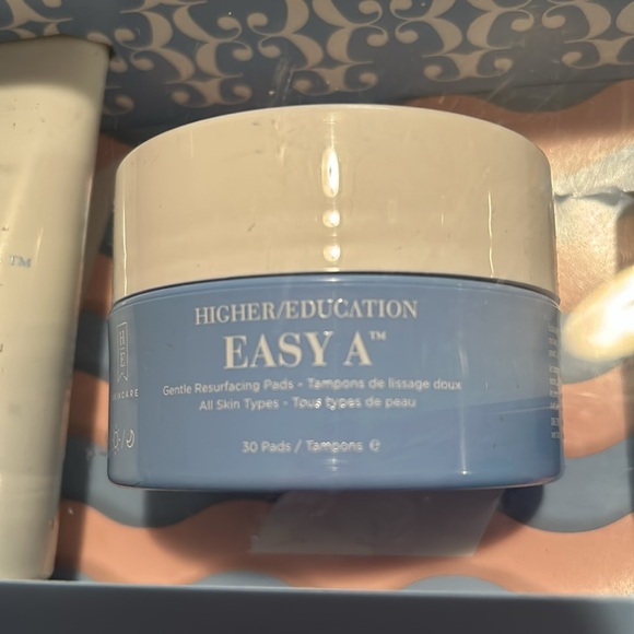 NIB Skin Care Repair Set by Higher Education - Picture 3 of 7